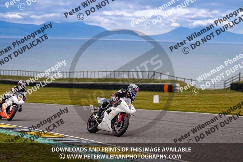 anglesey no limits trackday;anglesey photographs;anglesey trackday photographs;enduro digital images;event digital images;eventdigitalimages;no limits trackdays;peter wileman photography;racing digital images;trac mon;trackday digital images;trackday photos;ty croes